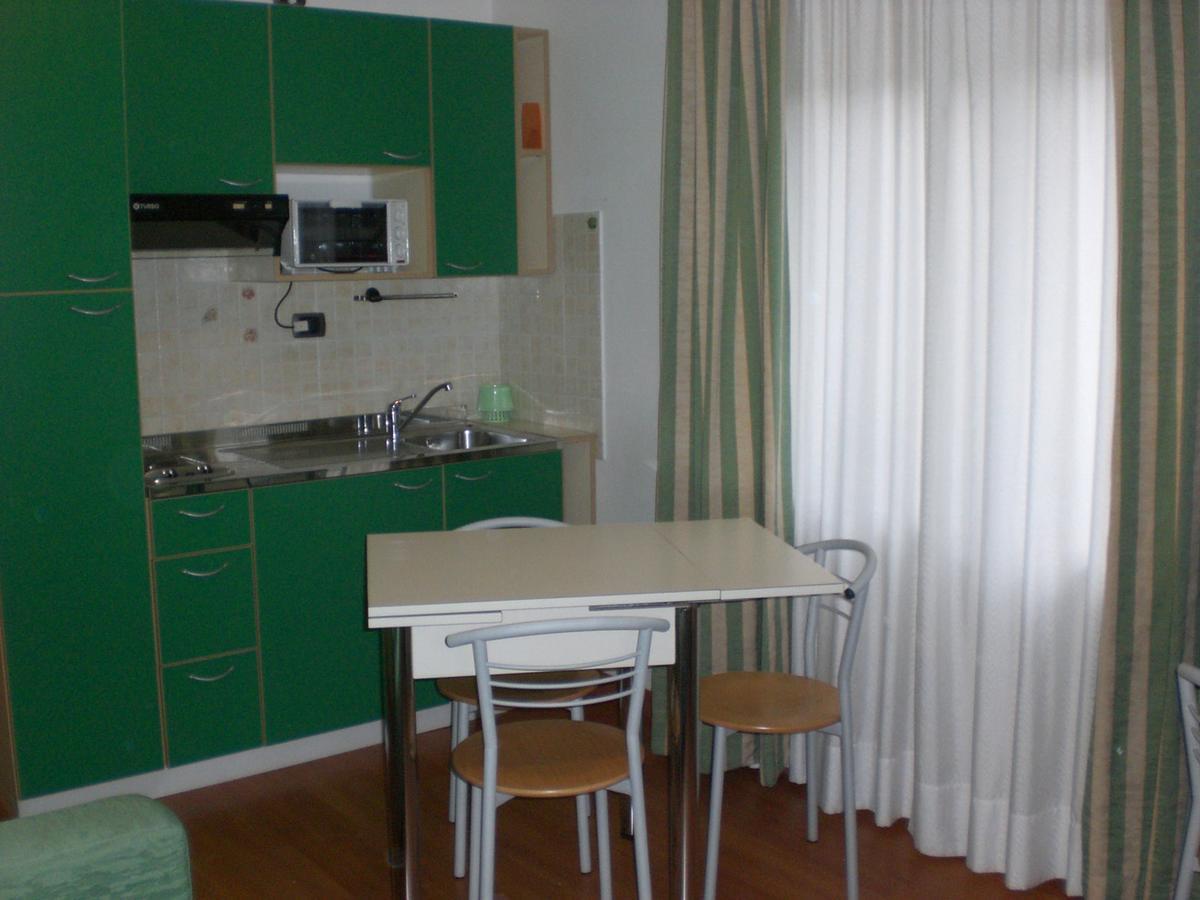 Orchidea Residence Hotel Finale Ligure Exterior foto